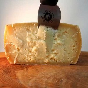 Pecorino-cau-e-spada-stagionato