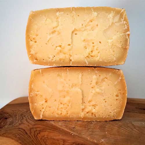 Pecorino-cau-e-spada-stagionato