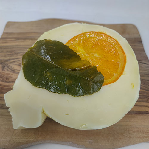 Provola delle Madonie agli agrumi