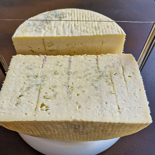 Smokey Blue - Rogue Creamery - immagine 5